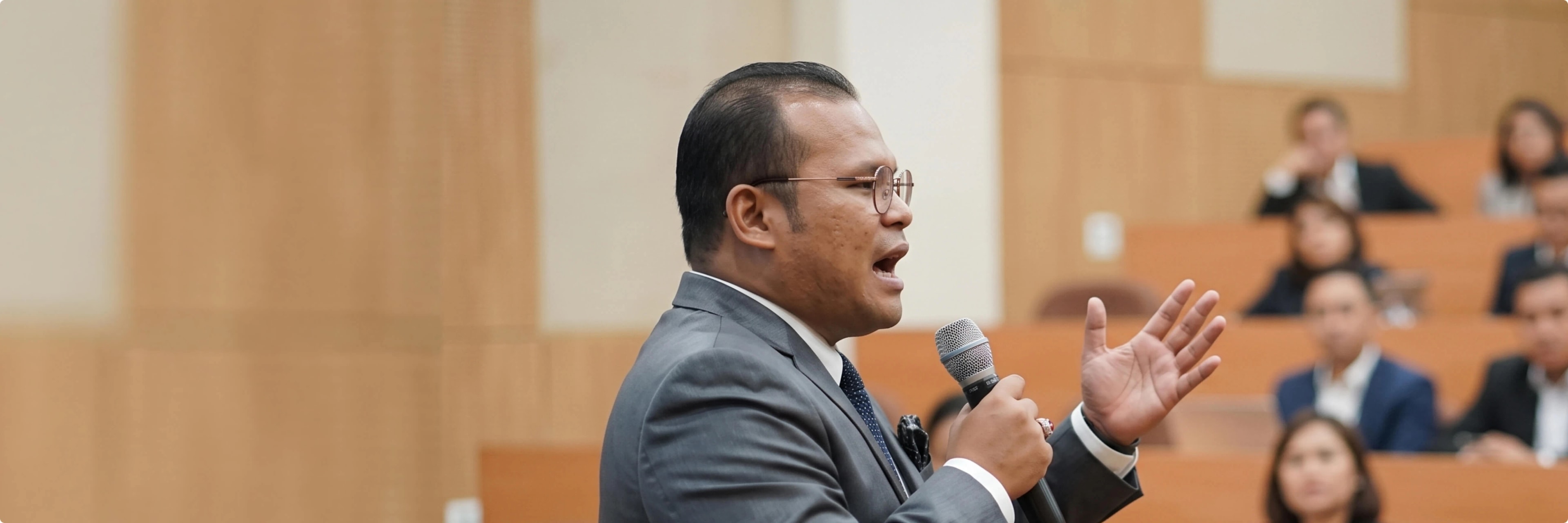 About AKPI